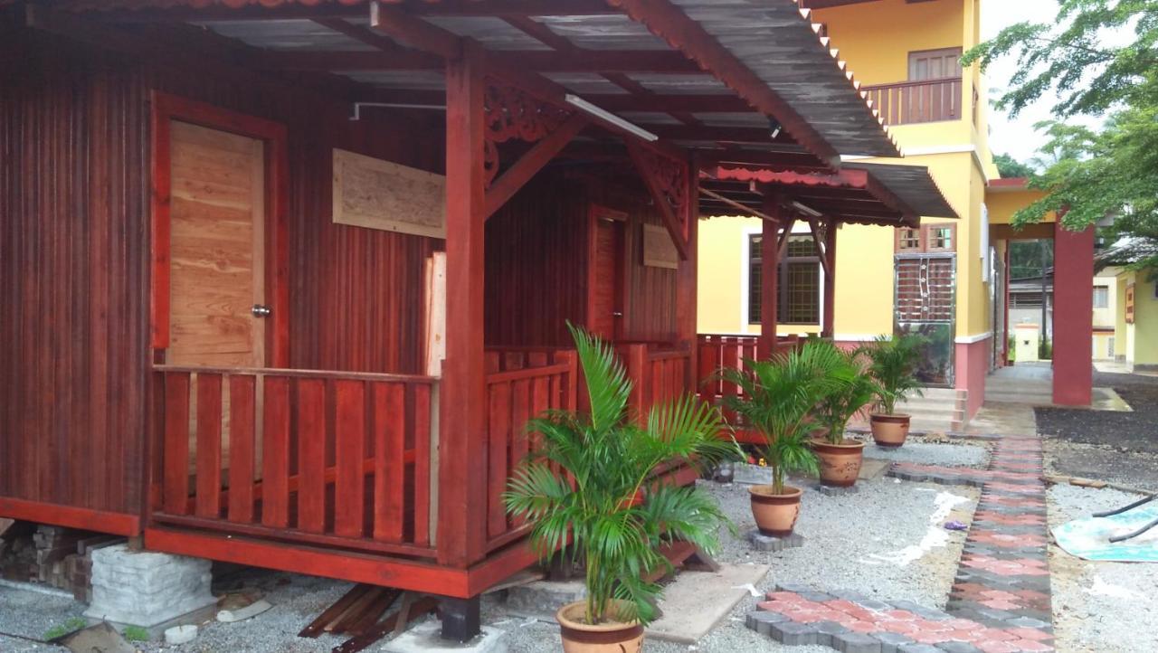 Chalet Kb Wakaf Kayu Κότα Μπάρου Εξωτερικό φωτογραφία