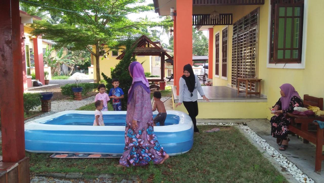 Chalet Kb Wakaf Kayu Κότα Μπάρου Εξωτερικό φωτογραφία